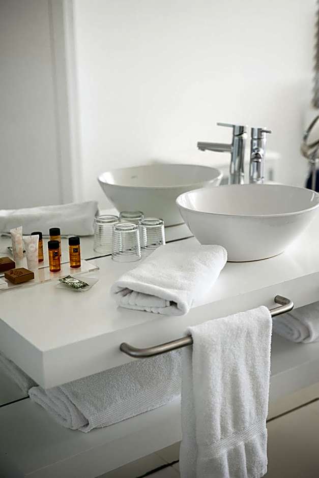 Macarico Beach Hotel