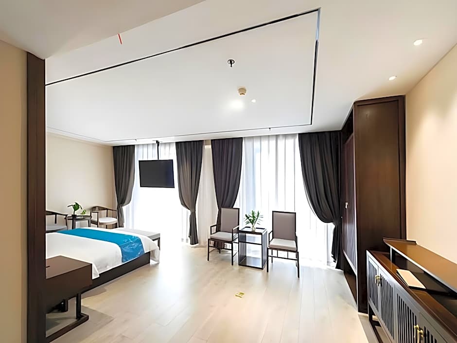 VX Hotel Wuxi Jiangyin Xiangshan Road Gymnasium