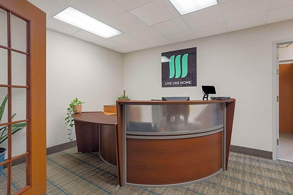 MainStay Suites Wilmington - University Area