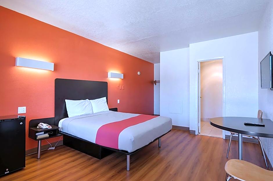 Motel 6-Santa Fe, NM - Downtown