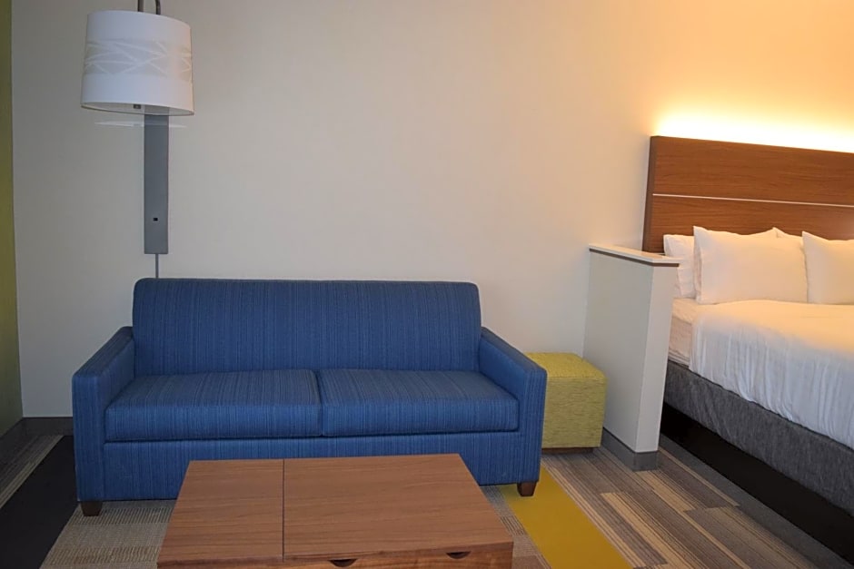 Holiday Inn Express & Suites Ithaca By IHG