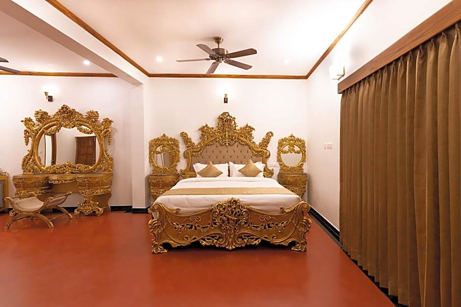 Photo 1 of 8 of 1 King Bed Suite