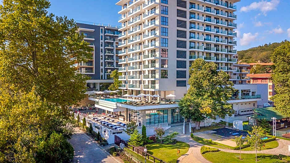 GRIFID Metropol Hotel - Premium All inclusive & Private Beach - Adults Only