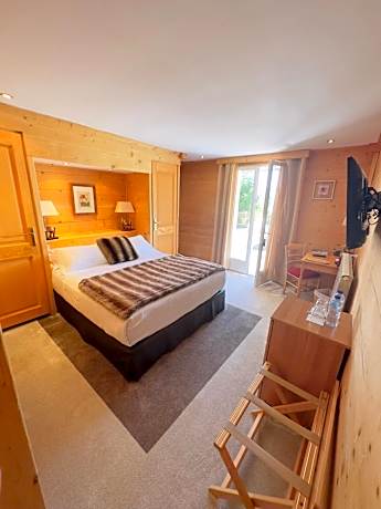 Double Room with Pool View