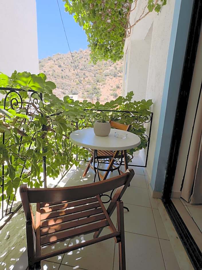 Argiro's apartment at Agia Galini