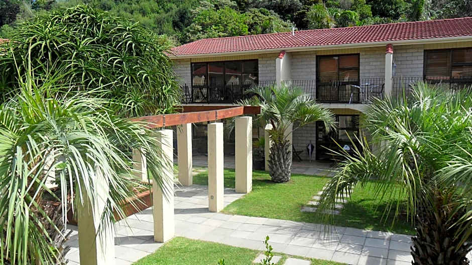 Onetangi Beach Apartments