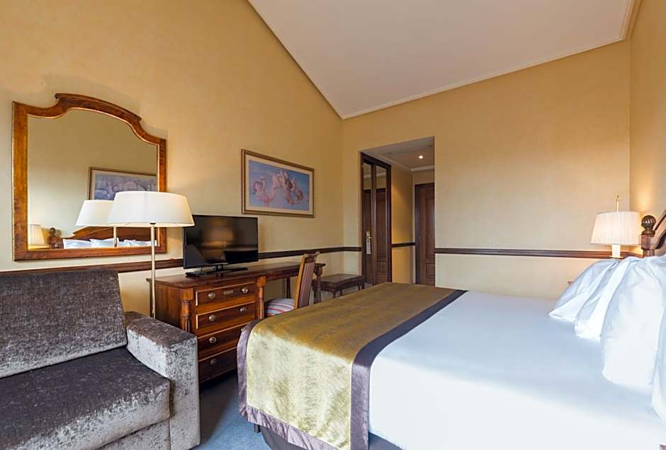 Hotel Exe Reina Isabel