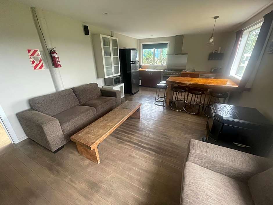 Springfield Motel and Lodge