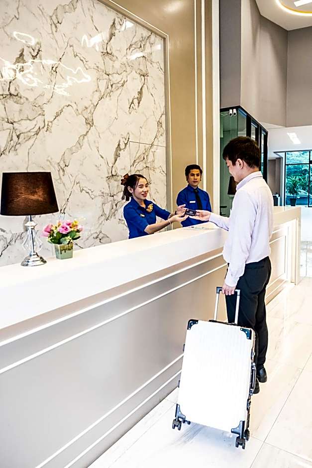 The Airport Courtyard Suvarnabhumi Airport