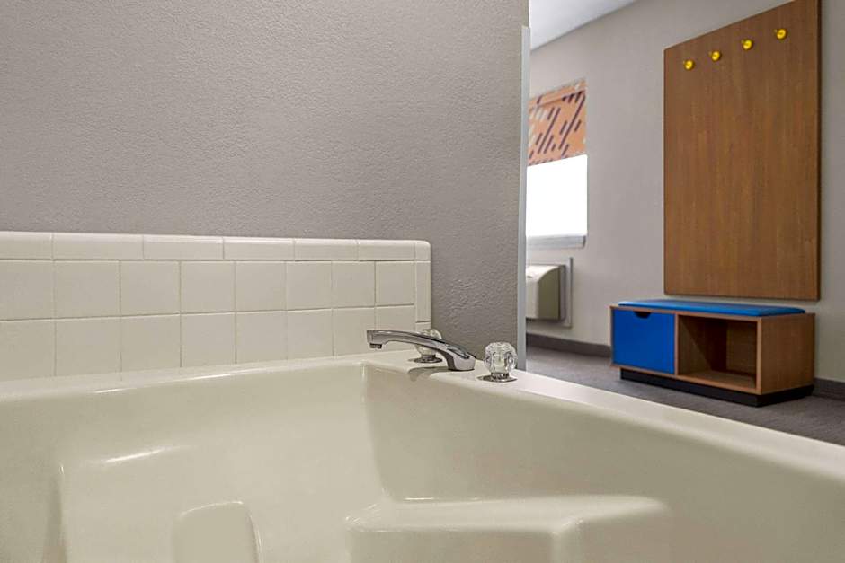 Days Inn by Wyndham Washington Court House