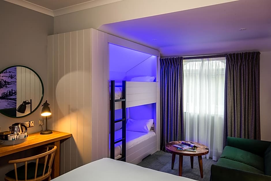 North Lakes Hotel and Spa