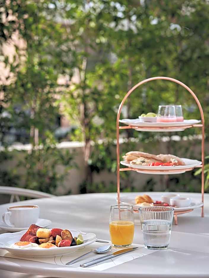 Domus Blanc Boutique Hotel