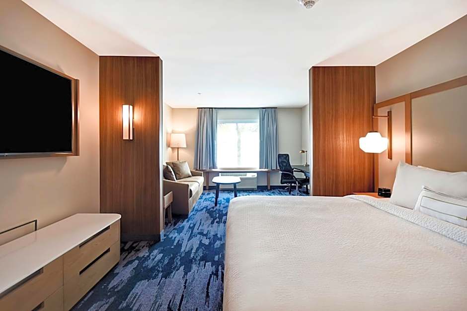 Fairfield Inn & Suites by Marriott Plymouth