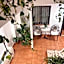 I AM La Posada Hotel and Apartment