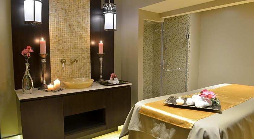 Ramada Manama City Centre