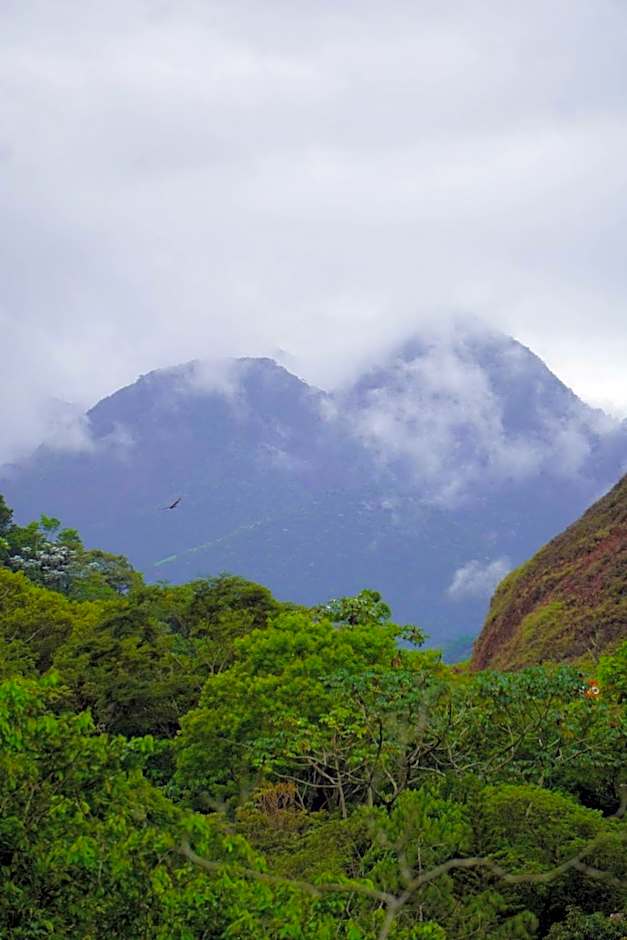 Refúgio da Montanha - Cascata - Lumiar