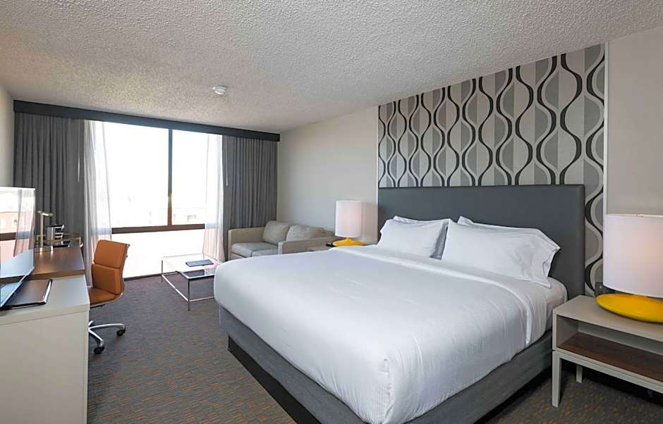 Wyndham Fort Smith City Center