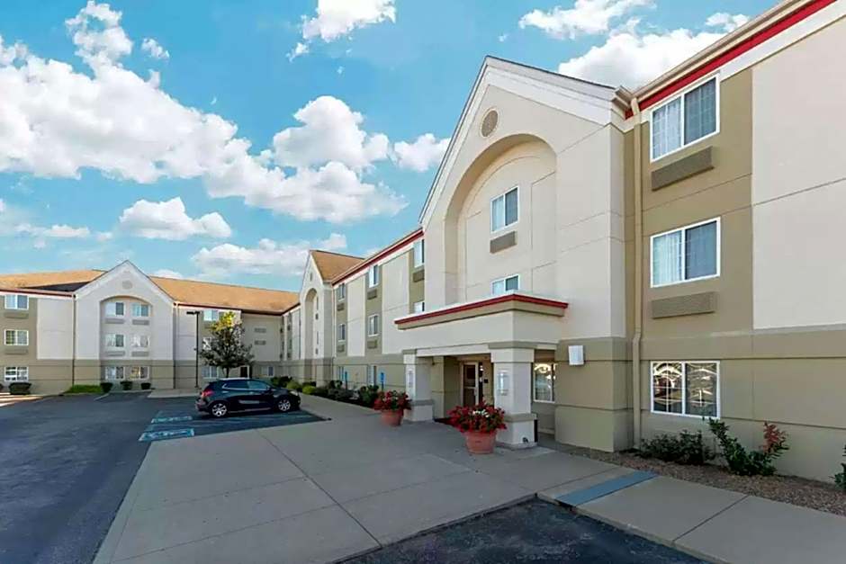 MainStay Suites - Wichita NE