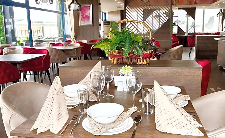 Europe Hotel & Casino All Inclusive