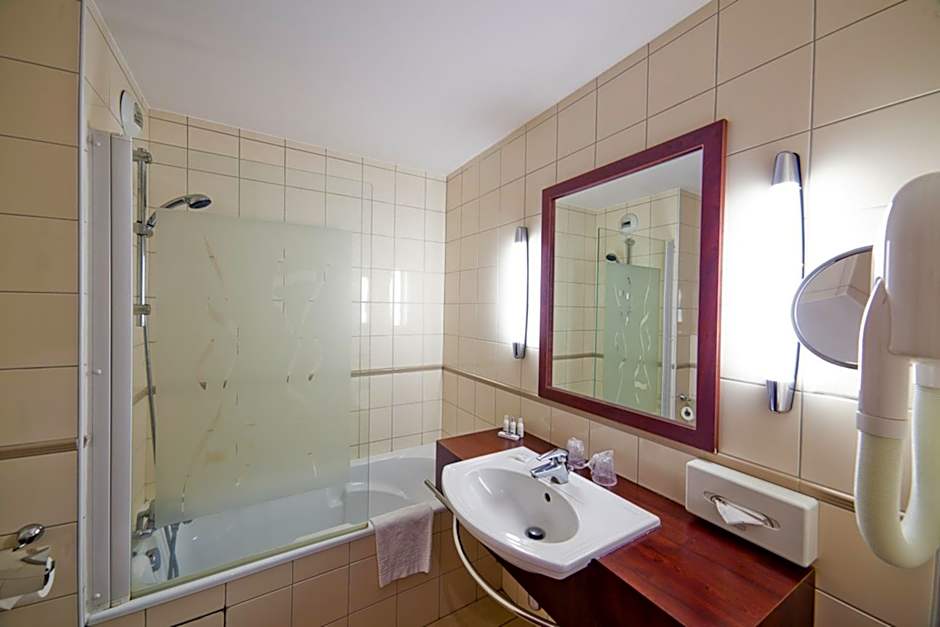 Kyriad Prestige Hotel Clermont-Ferrand