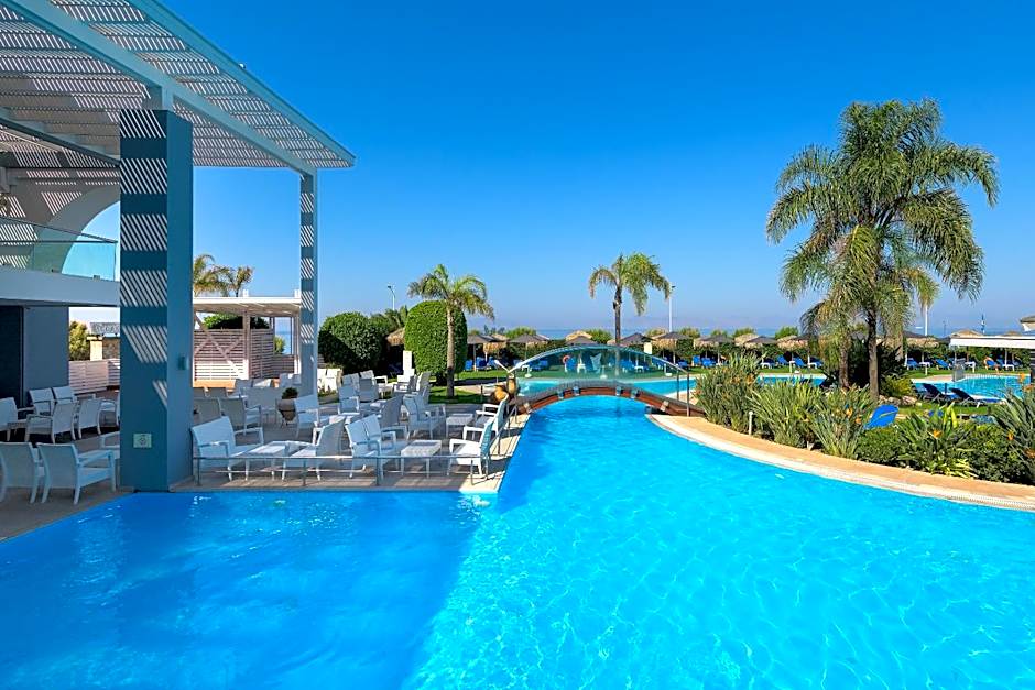 Oceanis Beach Hotel