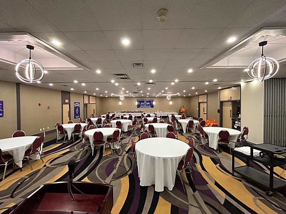 Ramada by Wyndham Trenton