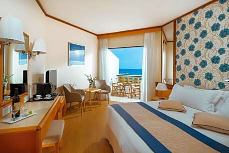Classic Double Room with Sea View