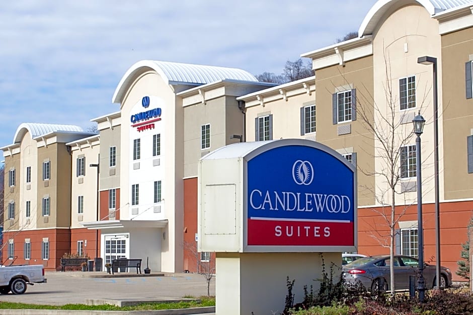 Candlewood Suites Logan Hotel