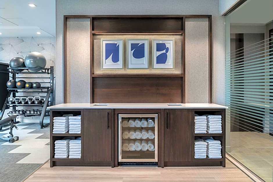 Fairfield by Marriott Inn & Suites Boston Medford