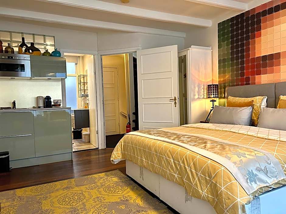 Amsterdam 4 Holiday GuestRooms