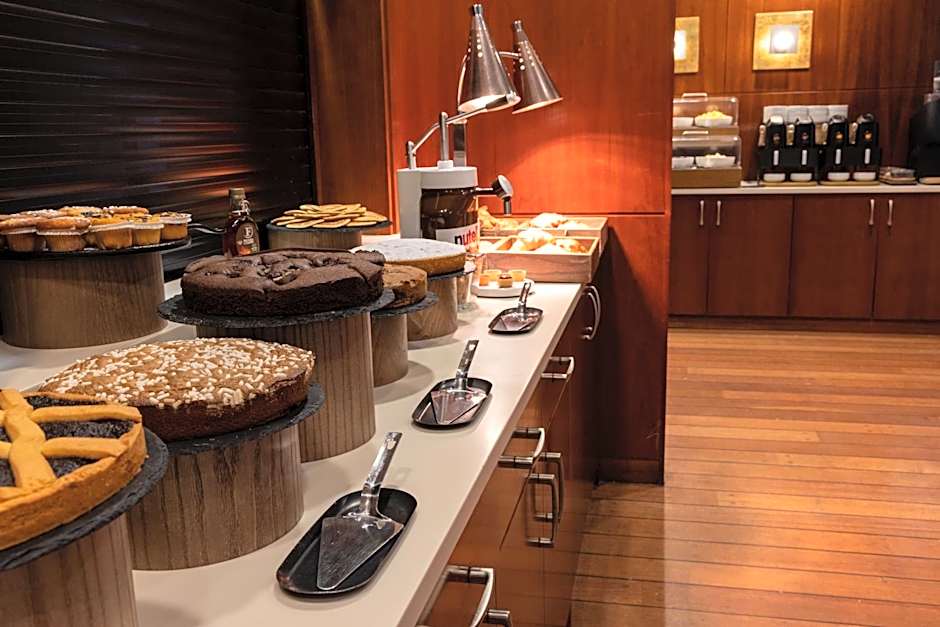 Holiday Inn Milan Garibaldi Station By IHG