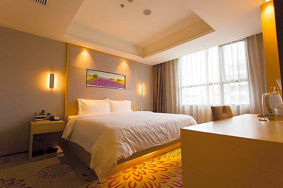 Lavande Hotel Yichang Baota River Wanda