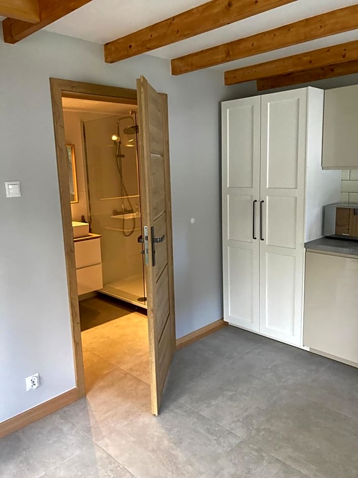 Domki całoroczne "Leśny Zakątek"