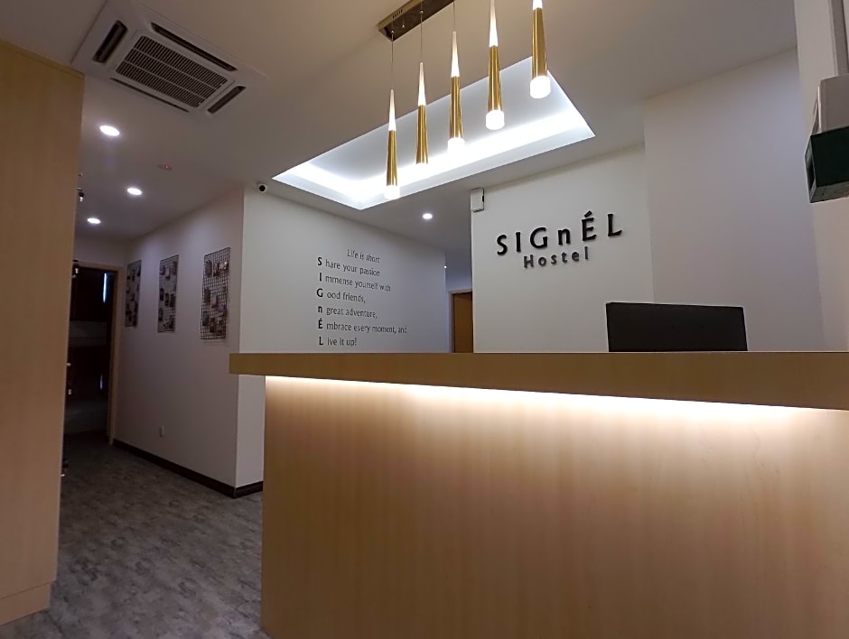 Signel Hostel