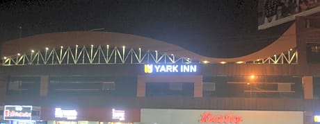 YARK INN
