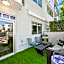 Beverly Grove Chic City Oasis 2 BR Apt with Den 138