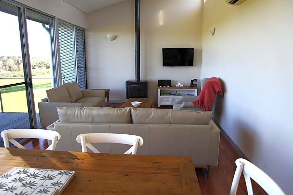 Adina Vineyard Accommodation