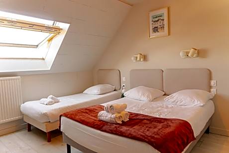 Triple Room - Fifth Floor