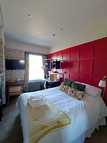 Rooms on The Prom
