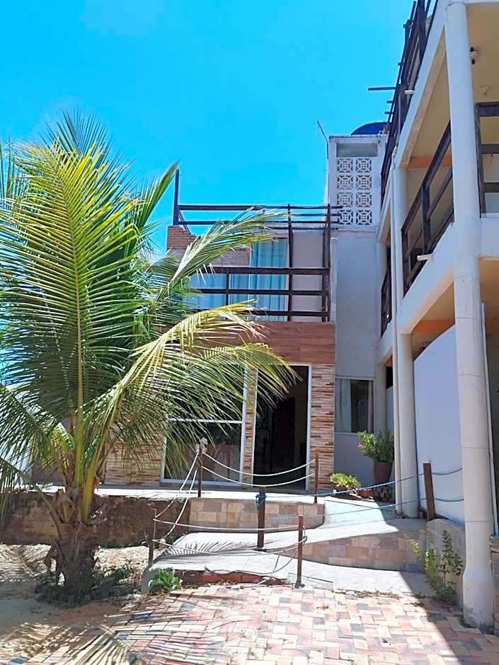 SeoMarujo Hostel rent a room Morro Branco