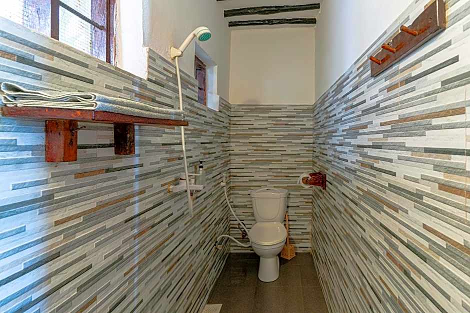 Red Monkey Beach Lodge