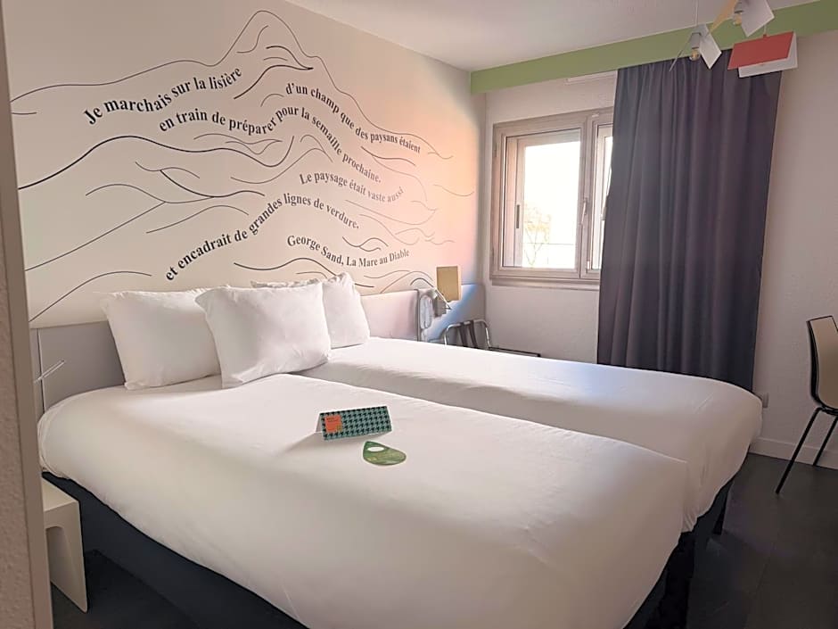 Ibis Styles Paris Tolbiac Bibliotheque