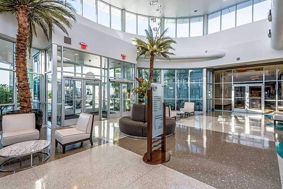 Oasis Hotel & Conv. Center, Ascend Hotel Collection