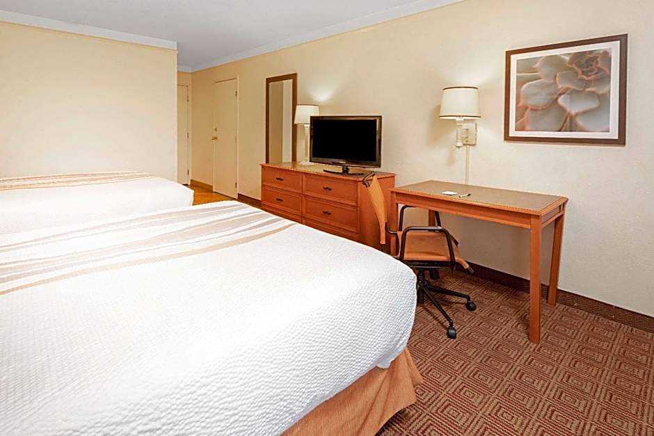 La Quinta Inn & Suites by Wyndham Salt Lake City Layton