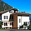 Garden Rooms 1