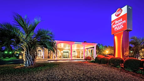 Best Western PLUS Santee Inn