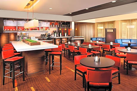 Courtyard by Marriott Memphis Airport