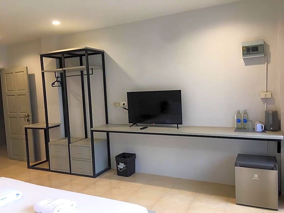 Photo 1 of 10 of Standard Double Room