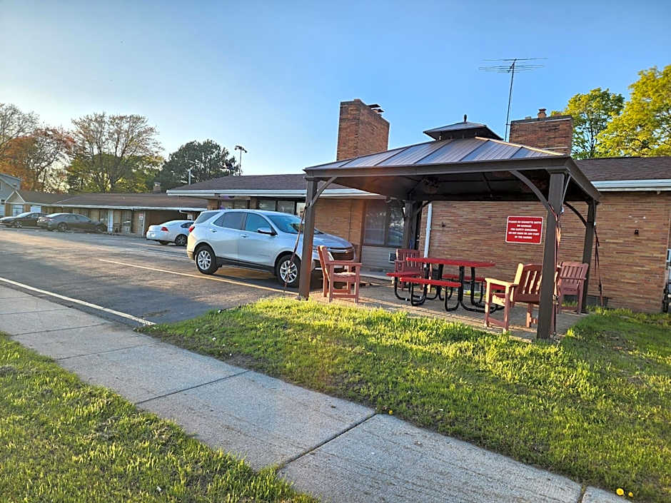 River Inn by Niagara Falls