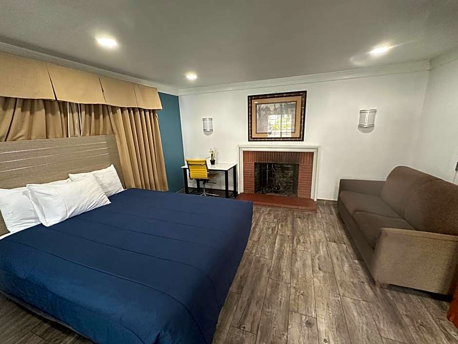 Town and Country Inn